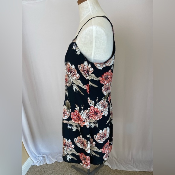 Sanctuary spring fling black and floral pleats spaghetti strap mini dress size L - Picture 3 of 7